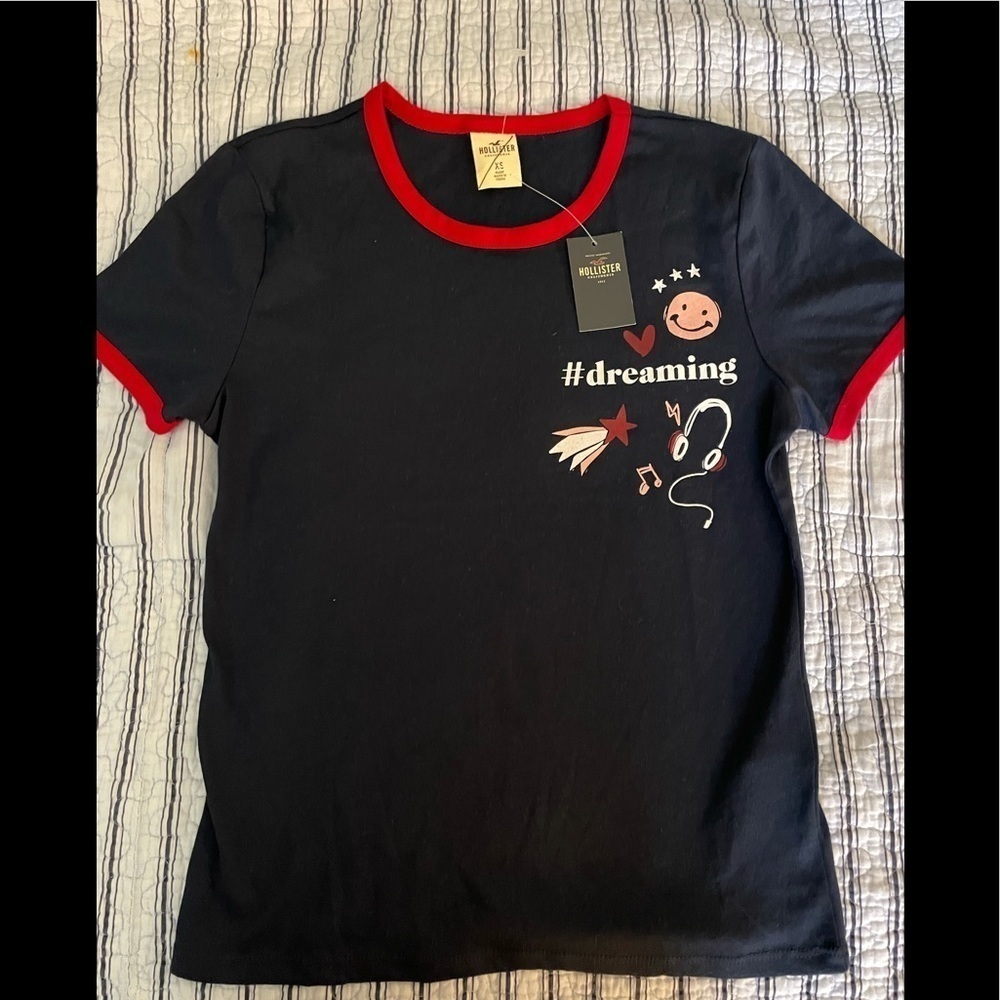 NWT Hollister Blue Short Sleeve T-Shirt Size xs